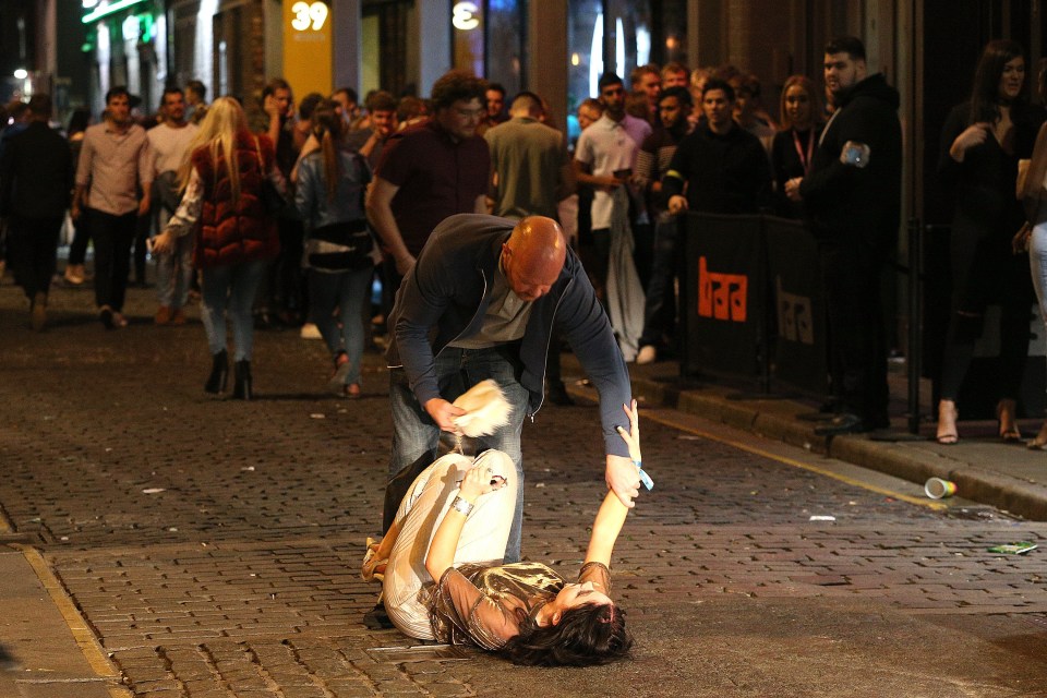 **ON HOLD FOR JOHN EDWARDS** FAMEFLYNET - Exclusive GV: Students Seen During Freshers Week In Liverpool