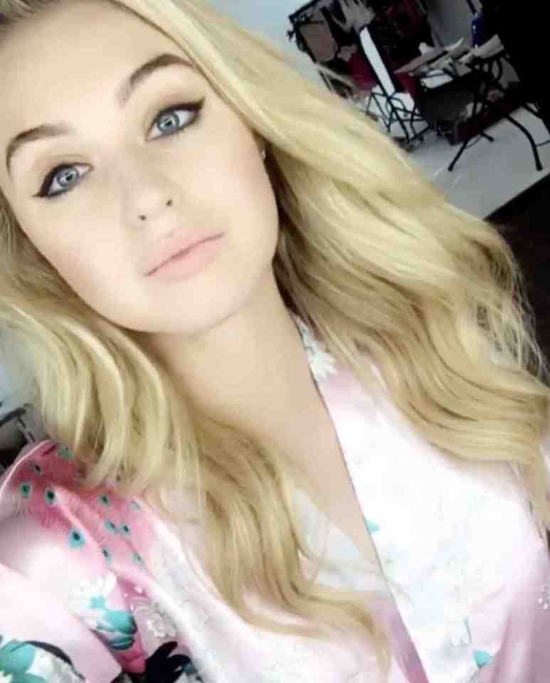 Celebrity social network pictures