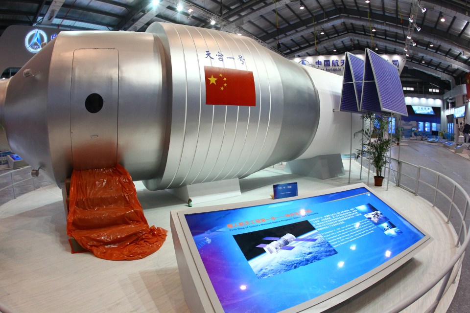 Harvard dons says it will be impossible to control where the 8.5-tonne station lands on Earth