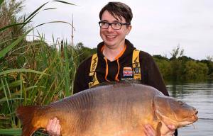 Angler who received death and rape threats after catching 'Britain's biggest carp' to be stripped of record