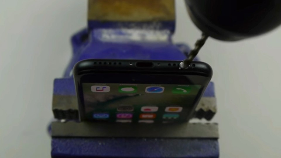 iPhone 7 drill