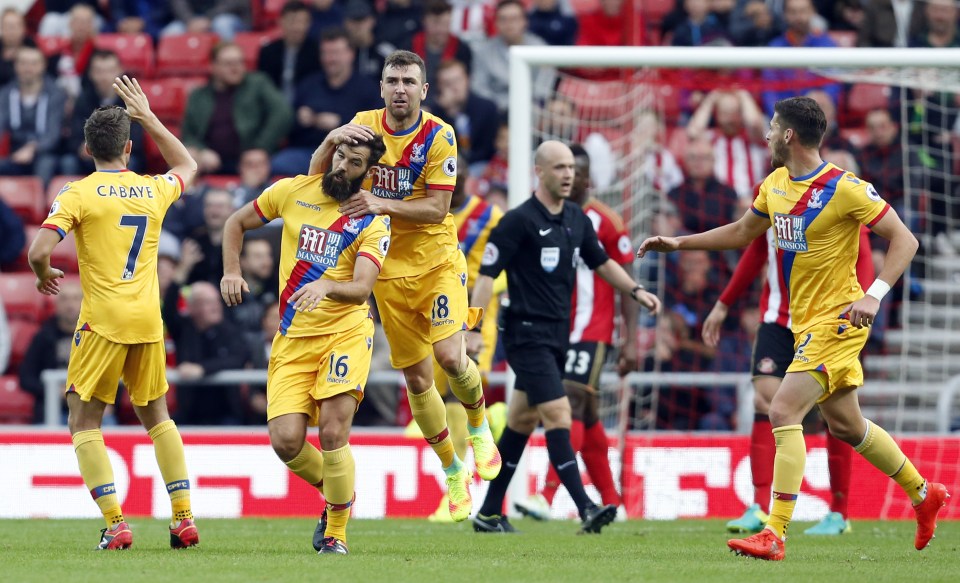 Joe Ledley celebrates after scoring Palace's first goal