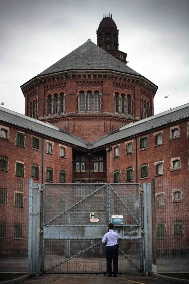 Prison fall