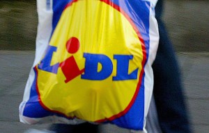 Lidl to stop selling 'single use' 5p carrier bags but you can still get stronger ones for 9p