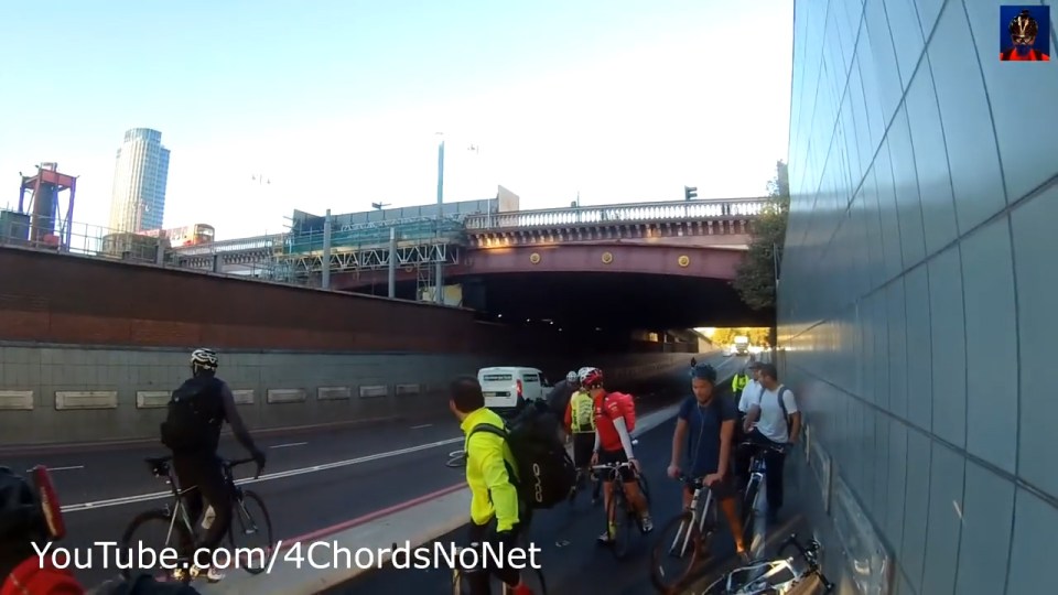 cyclists-tumble-in-high-speed-bike-crash-on-narrow-section-of-cs3-161011-00_00_35_10-still011