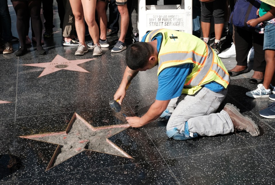 Picture Shows: GV, General View October 26, 2016 Workers reforge Donald Trump's star on the Hollywood Walk of Fame after being destroyed by vandals early this morning in Los Angeles, California. Non-Exclusive UK RIGHTS ONLY Pictures by : FameFlynet UK ¿ 2016 Tel : +44 (0)20 3551 5049 Email : info@fameflynet.uk.com