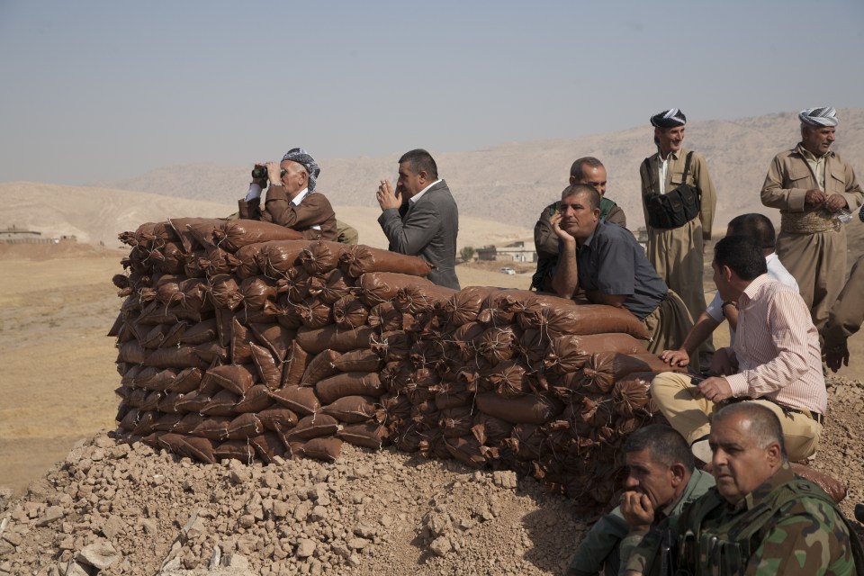 Kurdish Regional Government's peshmerga forces attack Daesh targ