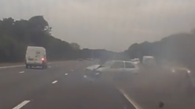 near-miss-on-the-way-to-porthcawl-this-morning-watch-the-silver-fiesta-on-suicide-mission-mp4-00_00_07_02-still004