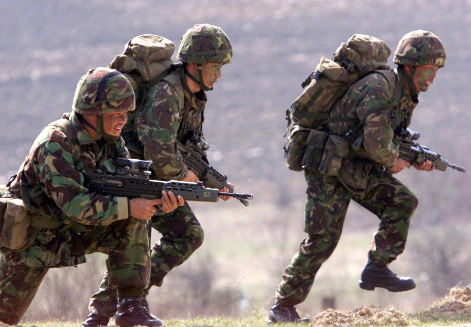 UK troops are heading for the Russian border