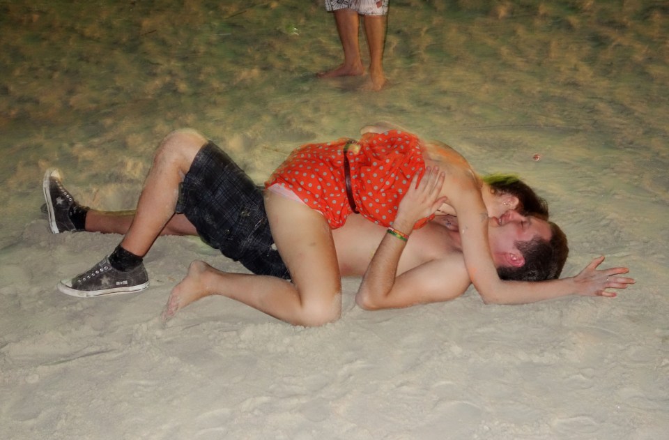 The FCO told visitors to don sombre, dark-coloured clothing and behave themselves in public (File image of Thailand, 2013)