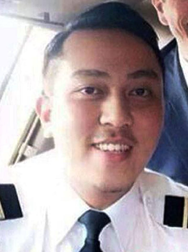 Pilots of missing Malaysia Airlines flight MH370 - Mar 2014