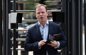 Ex-No10 spin doctor Sir Craig Oliver blasted by Remain donor for 'gagging' pro-EU camp over immigration