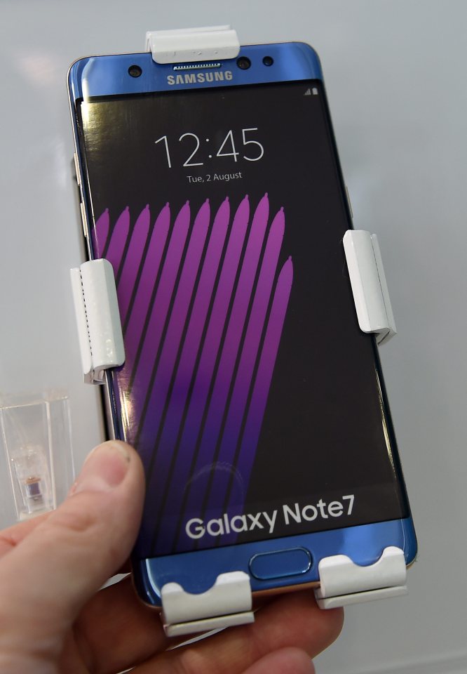 Samsung stopped production of Galaxy Note 7 phones after fire incidents