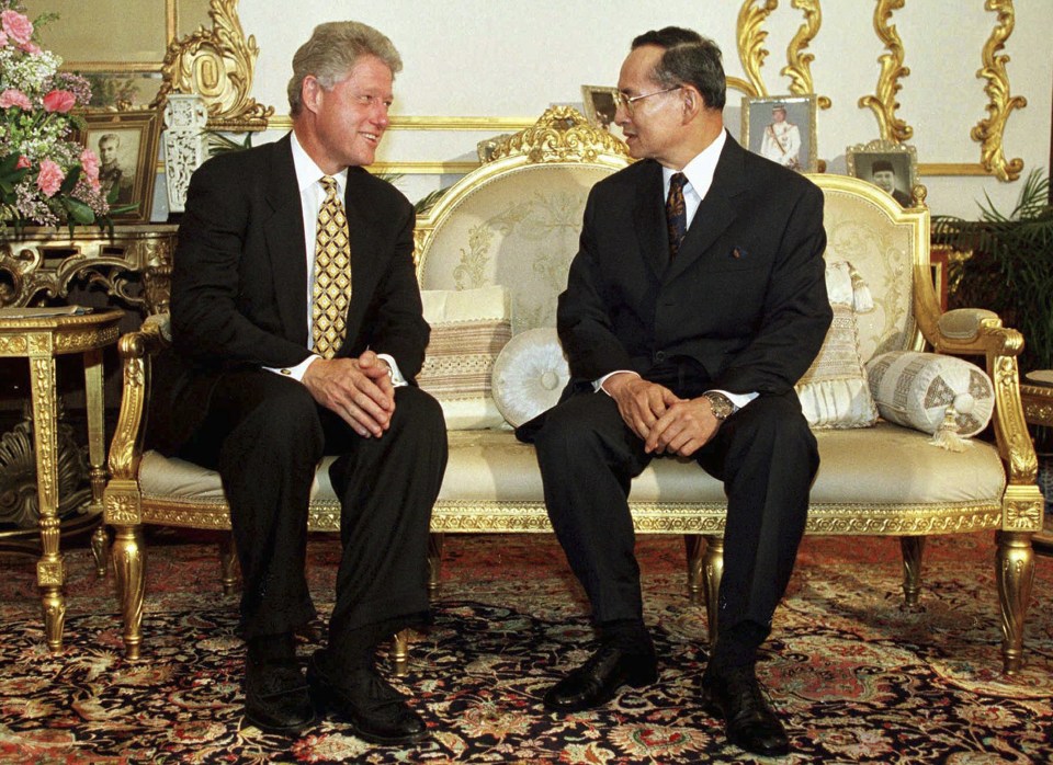 Bill Clinton, Bhumibol Adulyadej