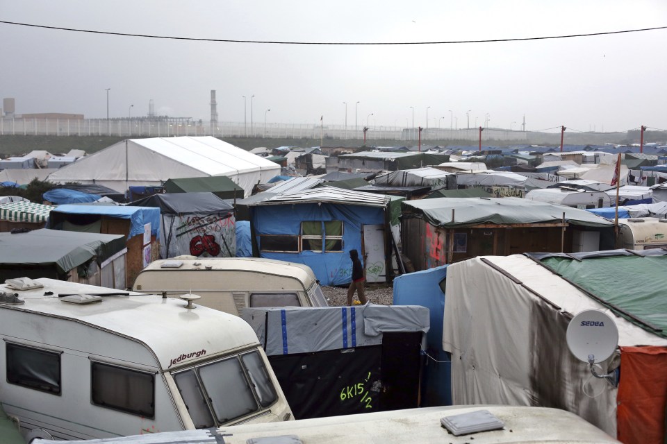 Machinery will bulldoze the camp in the coming days after residents are bussed out to asylum centres across France