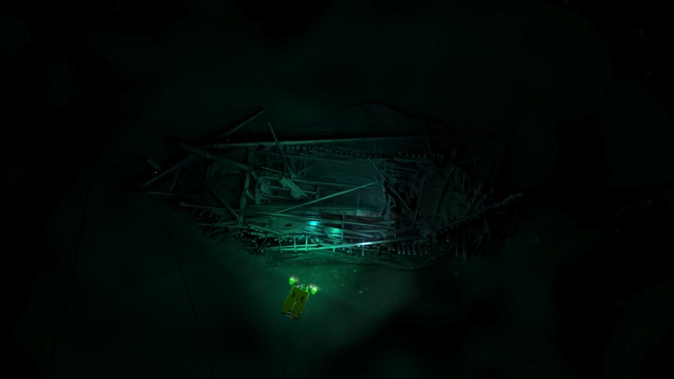 Ottoman shipwreck found in 300m of water in Bulgarian black sea with overlaid ROV