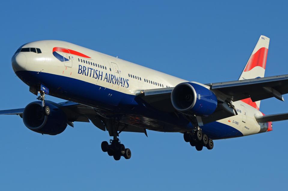 Wing and a prayer .... Copt Glover flew a Boeing 777 before he was grounded