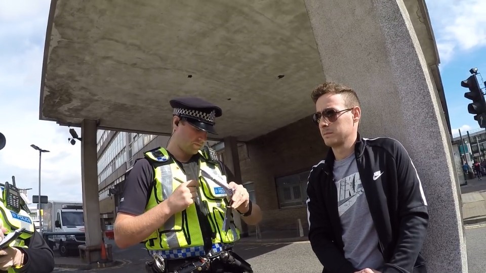 paedo-who-arranged-sex-meet-with-13-year-old-girl-snared-by-vigilante-group-161019-00_00_41_23-still009