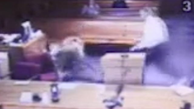 Judge scuffles with defendant after disrespectful behaviour in court
