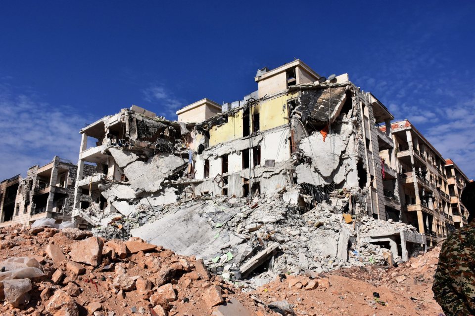 Syrian regime forces advance in Aleppo