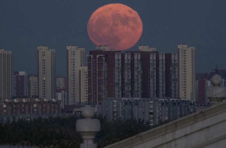 Blood moon in Beijing
