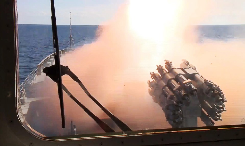 Russia starts large-scale military operation against terrorists in Syria