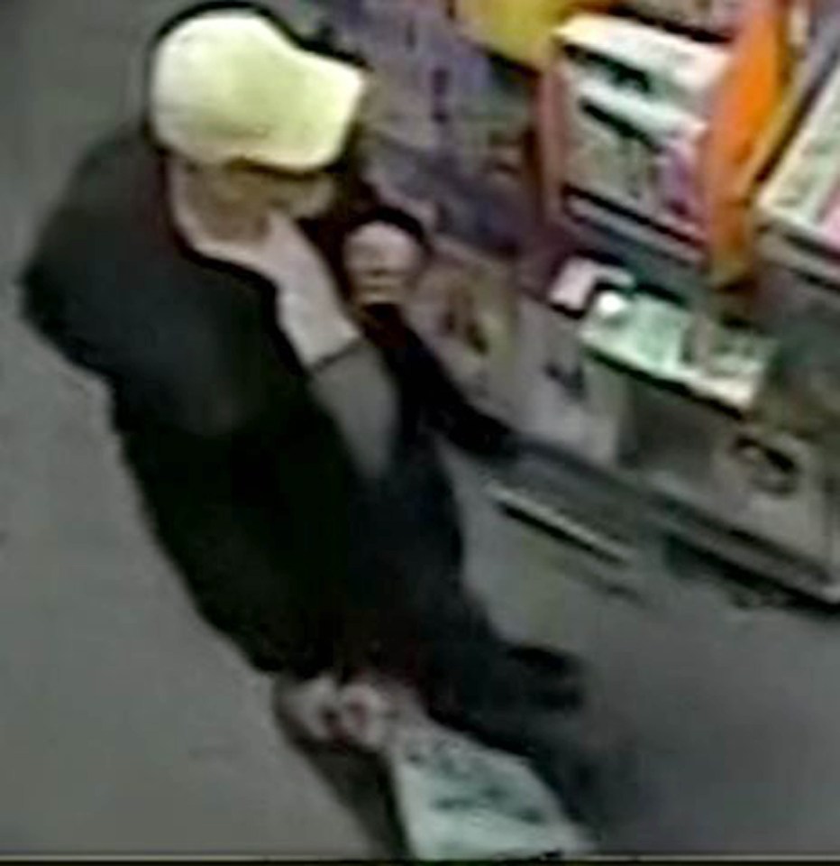 Thomas Mair was captured on CCTV wearing a white baseball cap, black jacket and carrying a bag