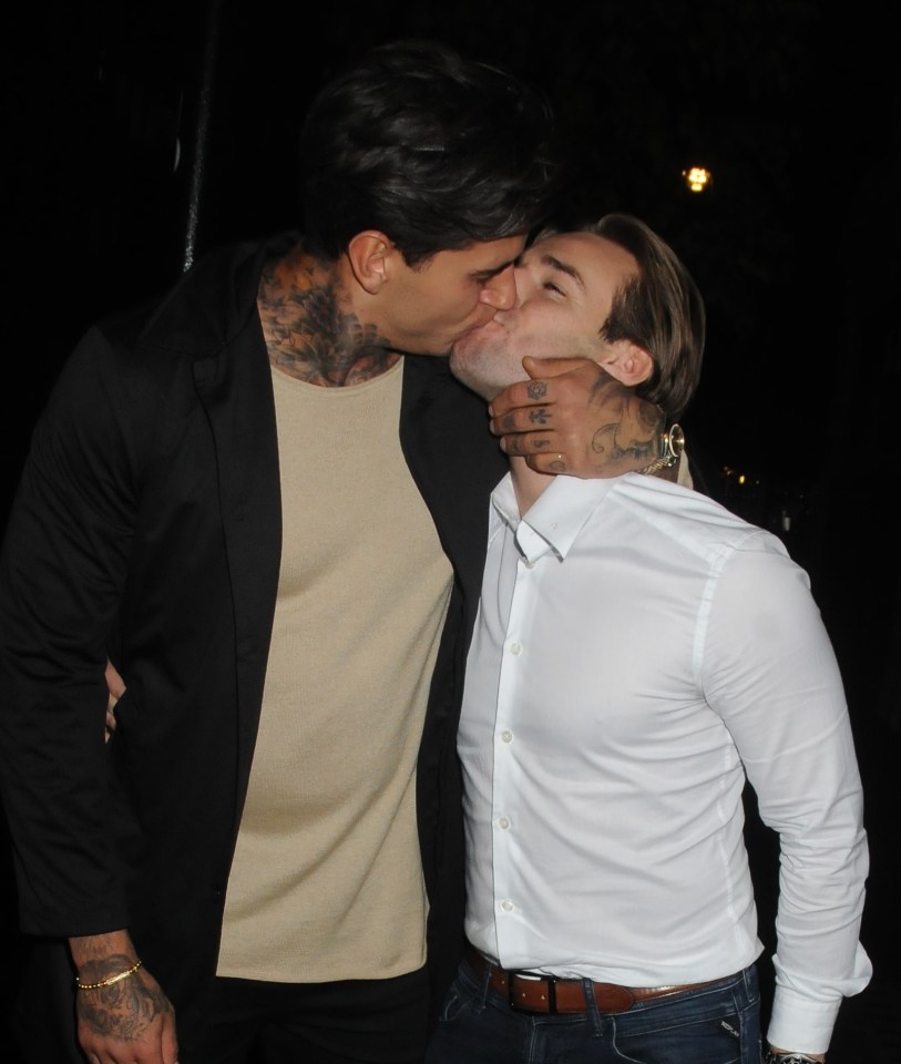 Love Island's Terry Walsh and Nathan Massey shared a cheeky snog