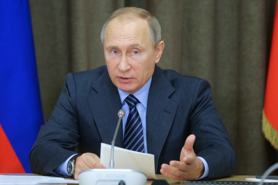 President Putin meets with Russian Defense Ministry officials and members of Russian Security Council