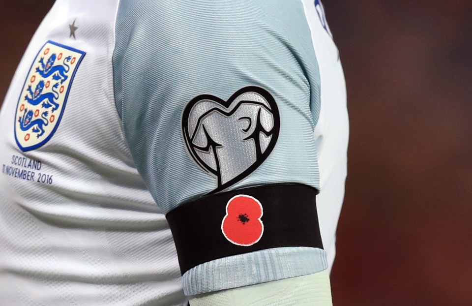 Wayne Rooney's black armband