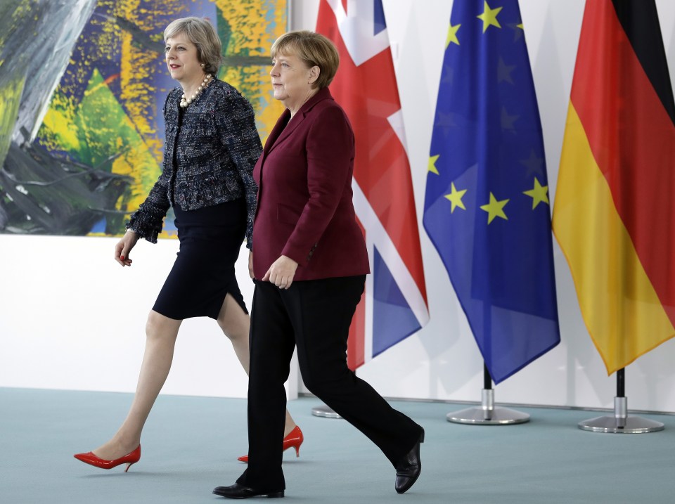 The two leaders prepare for a press conference