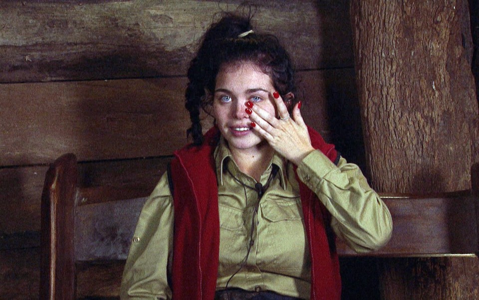 Scarlett broke down in tears over Danny just hours before