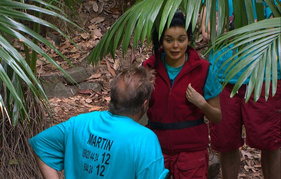 Scarlett confronted Martin by the Dunny