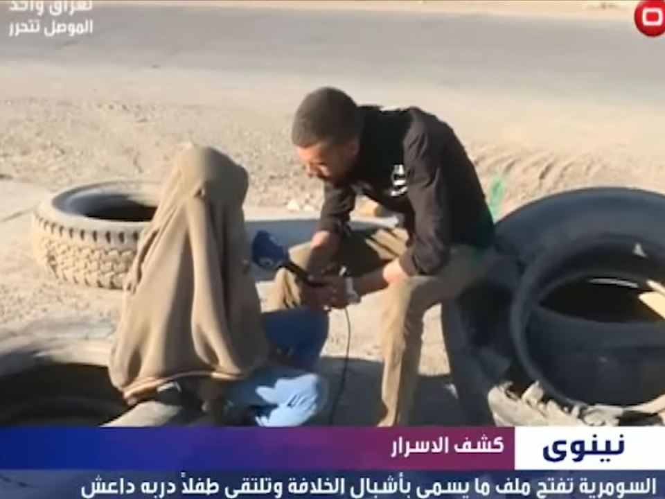 The little terrified boy opens up to am Iraqi TV reporter 