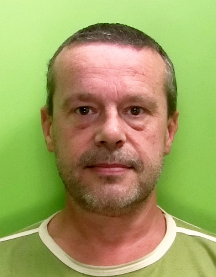 Roger Smith said he stockpiled the weapons at his home because of “all the Isis s**t”
