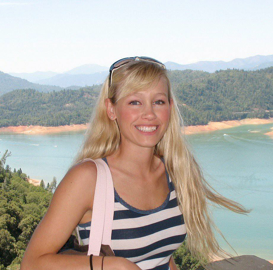 Sherri Papini struggled to get any motorists to stop and help her after she was dumped on the side of the road in chains