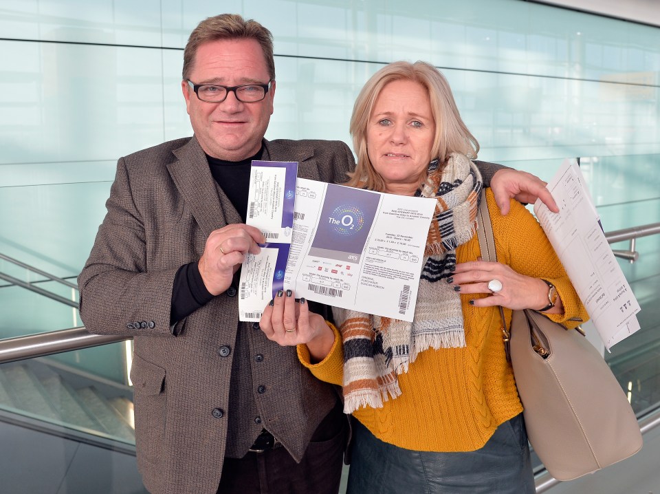 Toto and Elisabeth travelled from Norway to see Rod resulting in two cancelled concerts and a West End show ended by power cuts