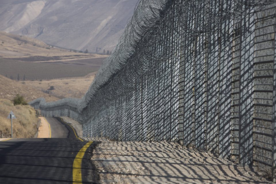 gun fire exchange by the Israeli-Syrian Border