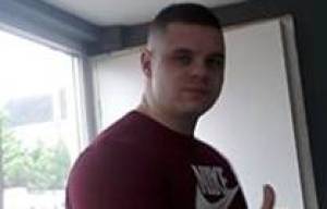 Violent kidnapper at large after bungling prison officials set him free by MISTAKE when he turned up to court