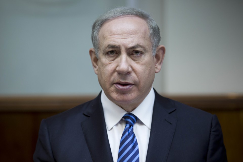Israeli Prime Minister Benjamin Netanyahu attends the weekly cabinet meeting at his office in Jerusalem, Sunday, Dec. 11, 2016. (Abir Sultan, Pool via AP)
