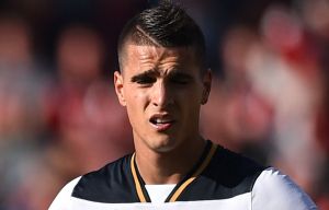 Erik Lamela has had two return home to Argentina due to a problem with his brother