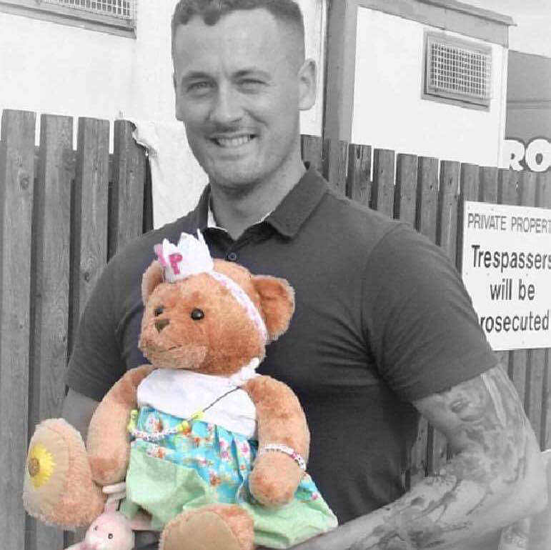Andy, seen here with Poppy-Mai's favourite teddy, is even going to Los Angeles to collect donations from across the pond