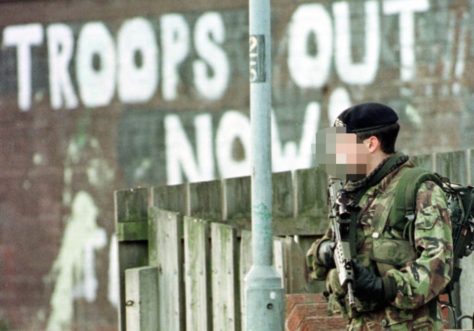Soldier on duty in 1998 Belfast