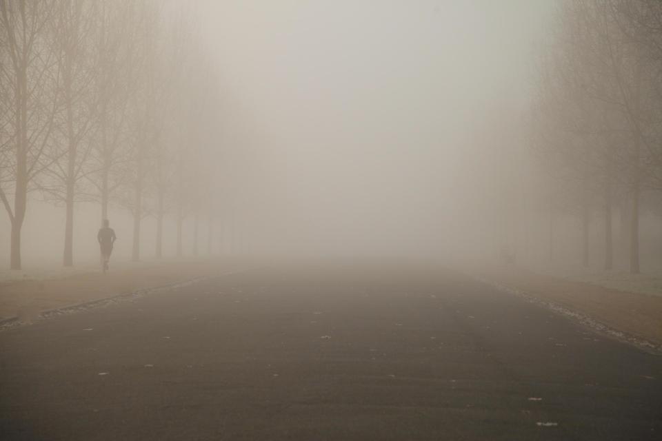  Thick fog covered much of the country this morning as the temperature drops and is expected to stay low until the new year