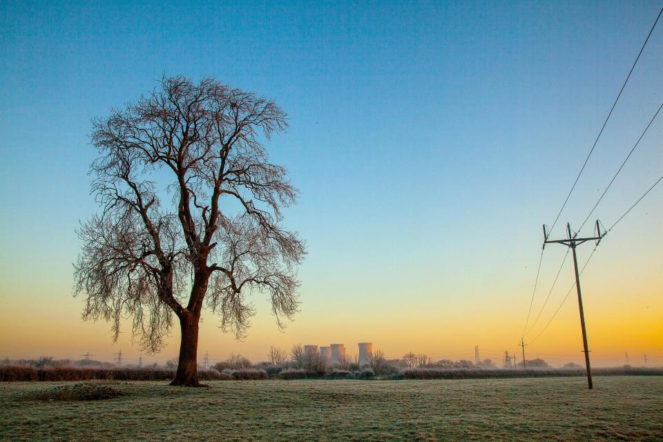  Although it started off very cold and frosty clear skies made for picturesque scenes