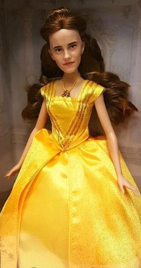 Emma Watson as Belle 