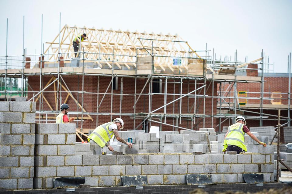  Construction output grew at its fastest pace for nine months in December, according to new figures
