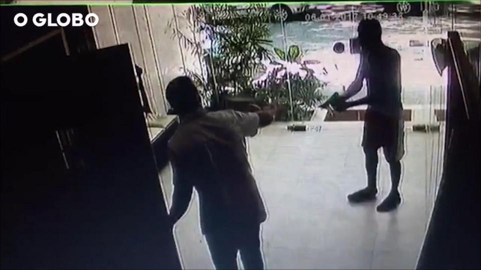 The armed bandit, identified as Anderson Cardosa, 43, turned up on a bicycle around 10am just as the tourists were entering the building