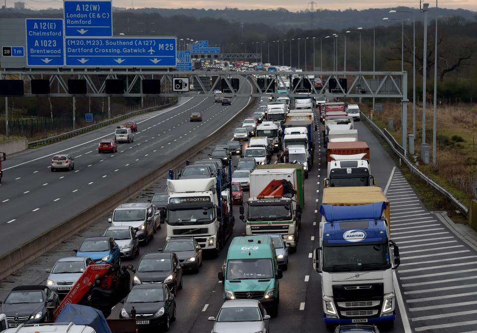 Traffic chaos on the M25 this morning between junction 28 and 27 in Essex