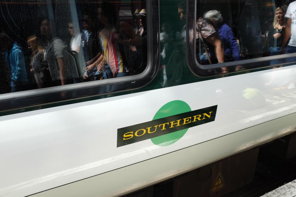  Corbyn says Southern Rail have 'behaved in a terrible manner'